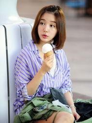 娱乐吃瓜女星加好友,吃瓜女星神秘好友曝光，揭秘背后故事